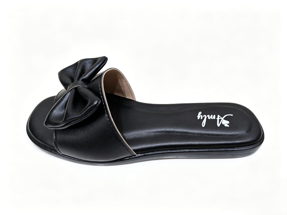 Amlee Women Flat Sandals