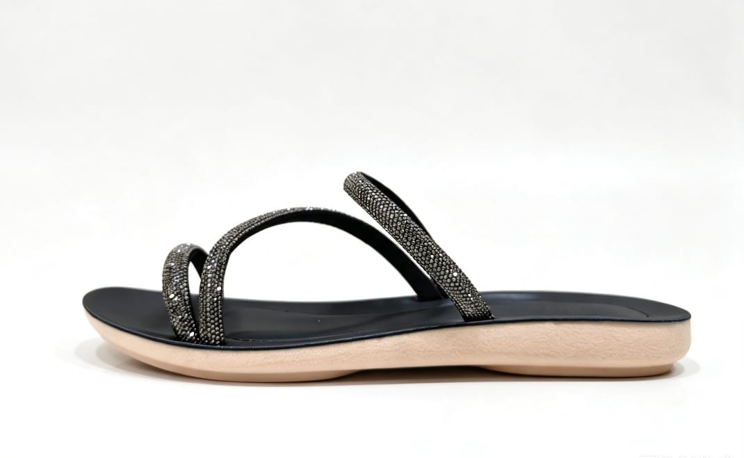 Amlee Women Flat Sandals