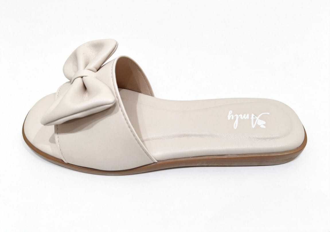 Amlee Women Flat Sandals