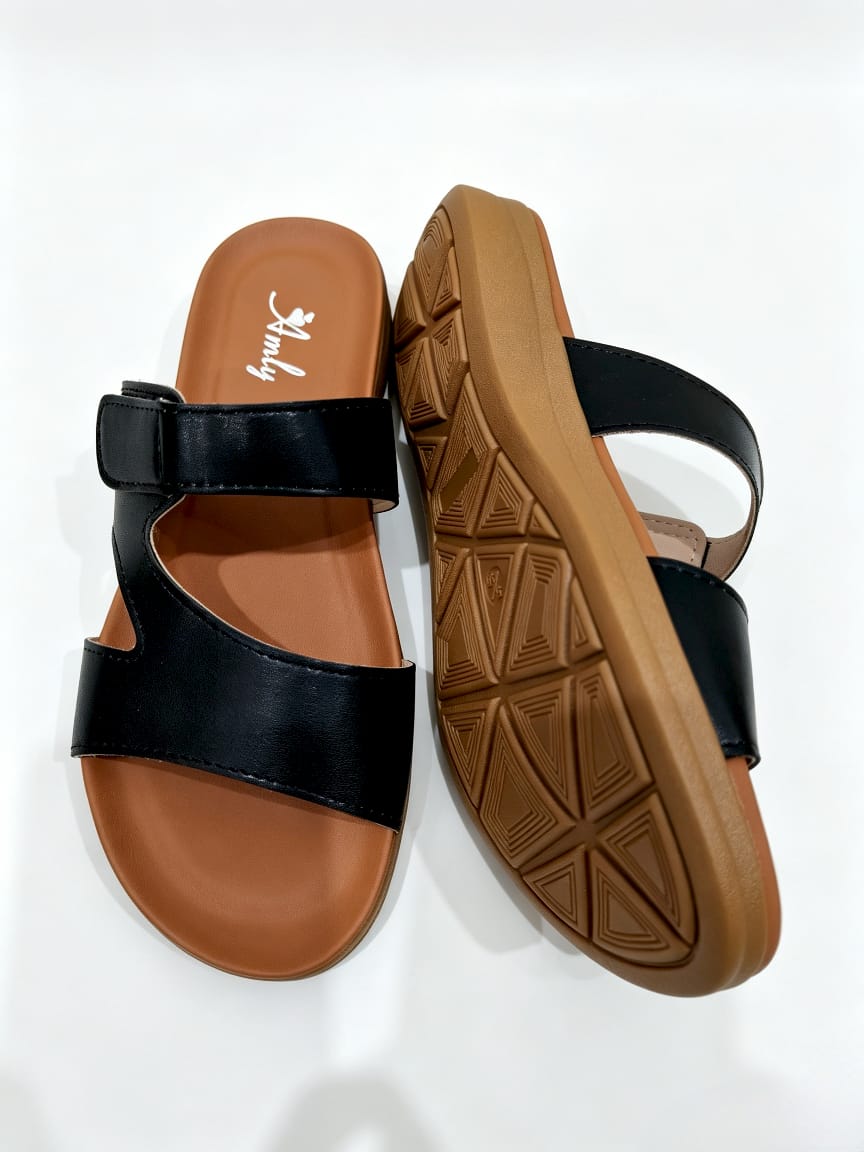Amlee Women Flat Sandals