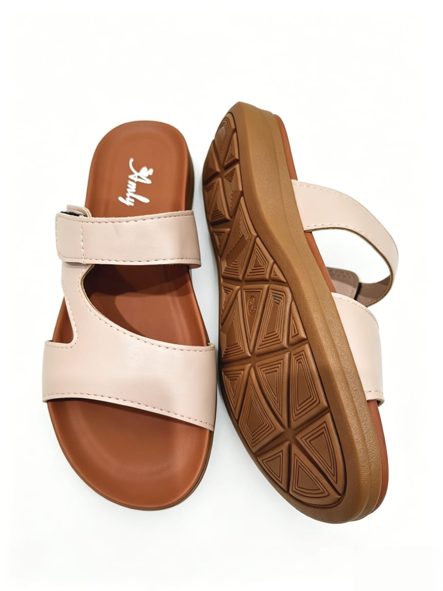 Amlee Women Flat Sandals